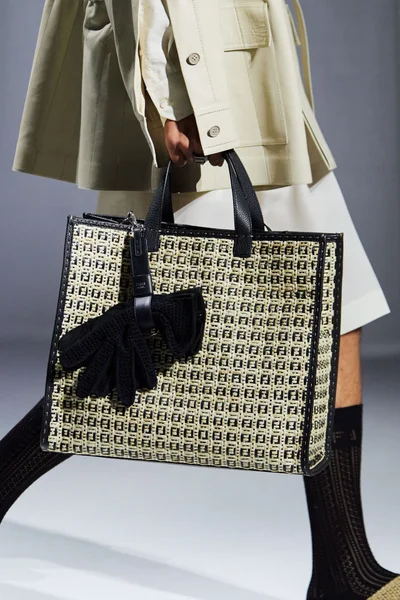 Look 33